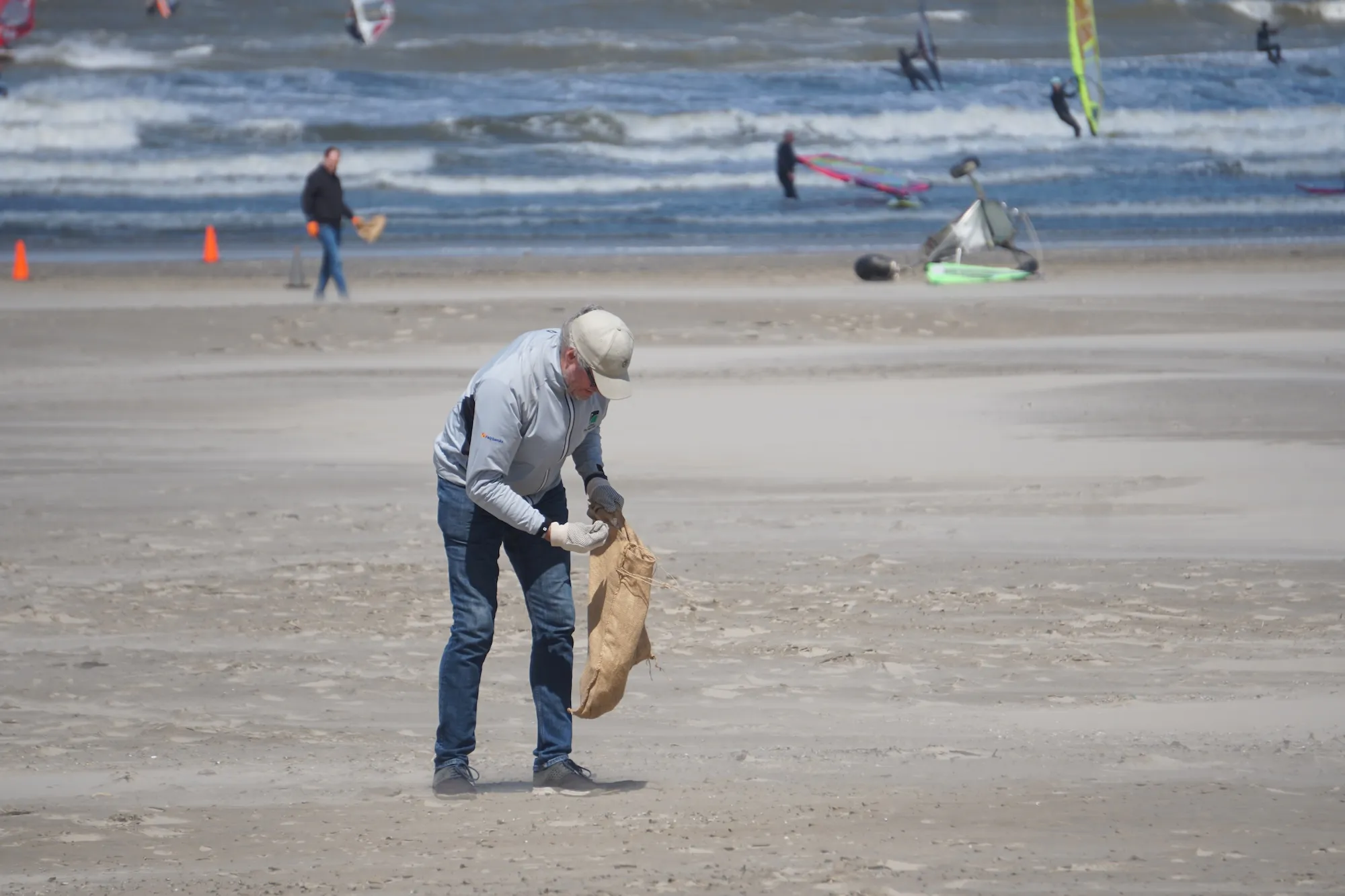 fairbanks-beach-cleanup